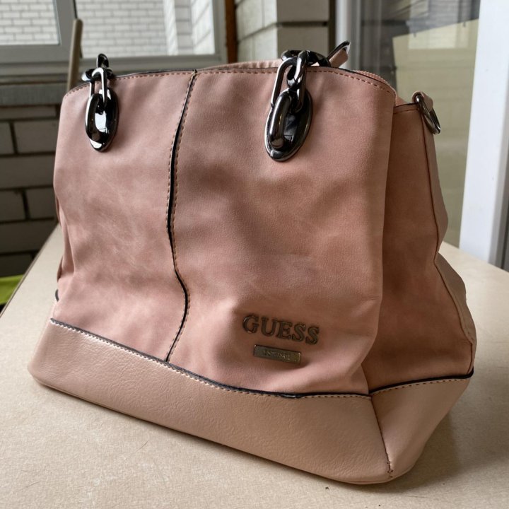 Сумка Guess