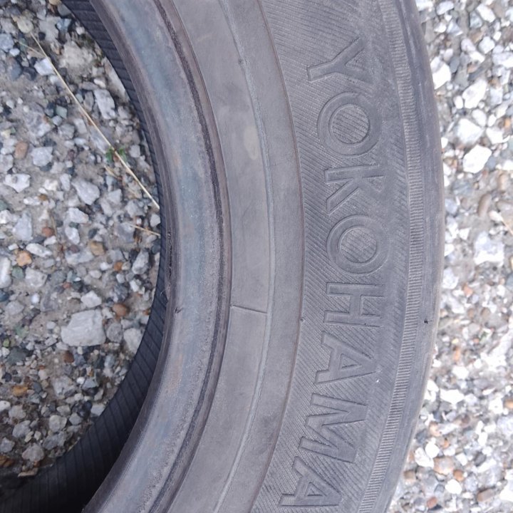 195/60 R14 YOKOHAMA