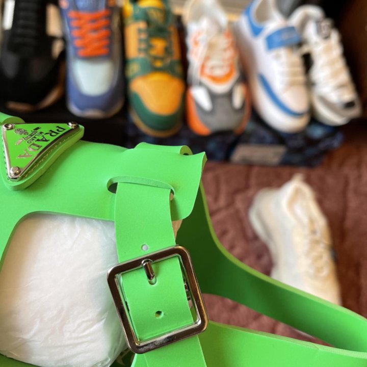 Сандалии prada