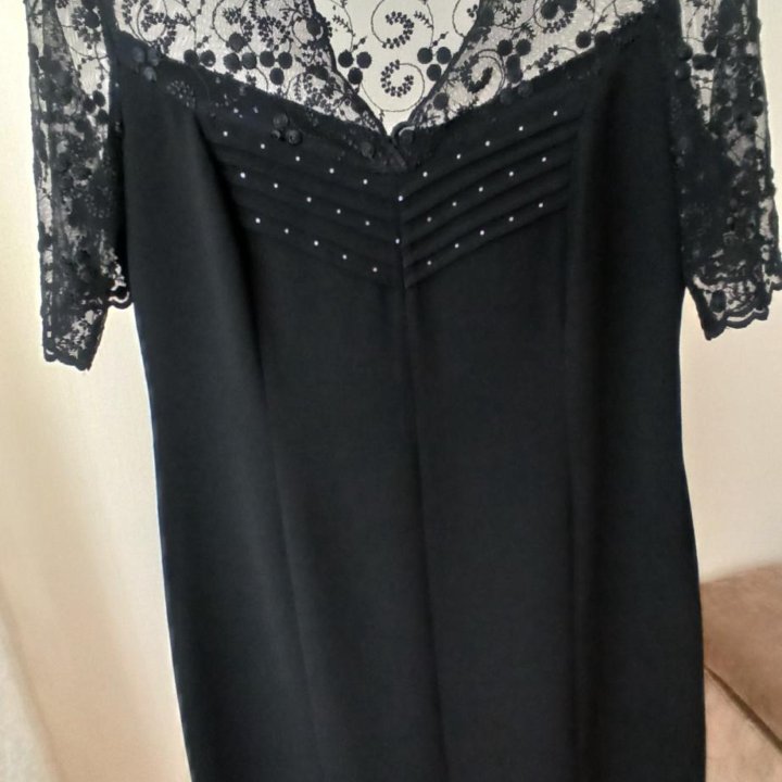 Платье вечернее