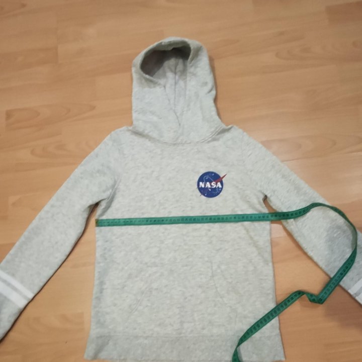 Худи Nasa H&M