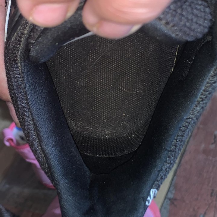 Кроссовки adidas