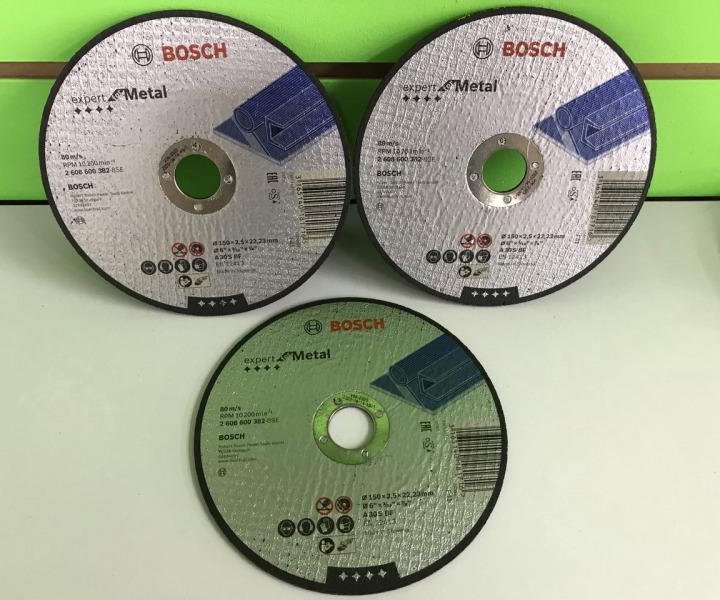 Диски по металлу Bosch 150 x 2.5 x 22.23 mm