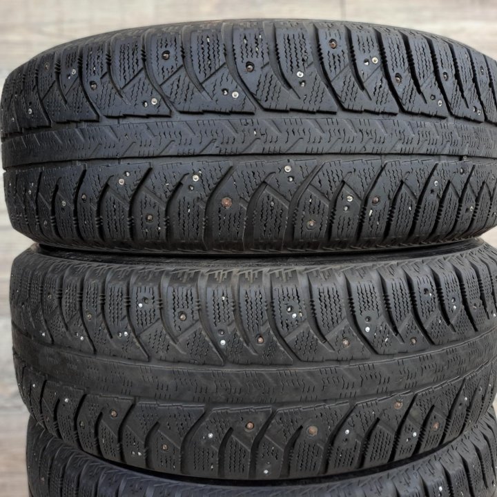 225/65/17, Bridgestone - 7000, 4 шт