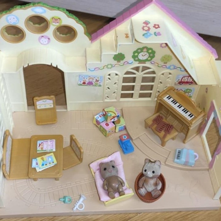 Набор Sylvanian Families Лесной детсад + автобус