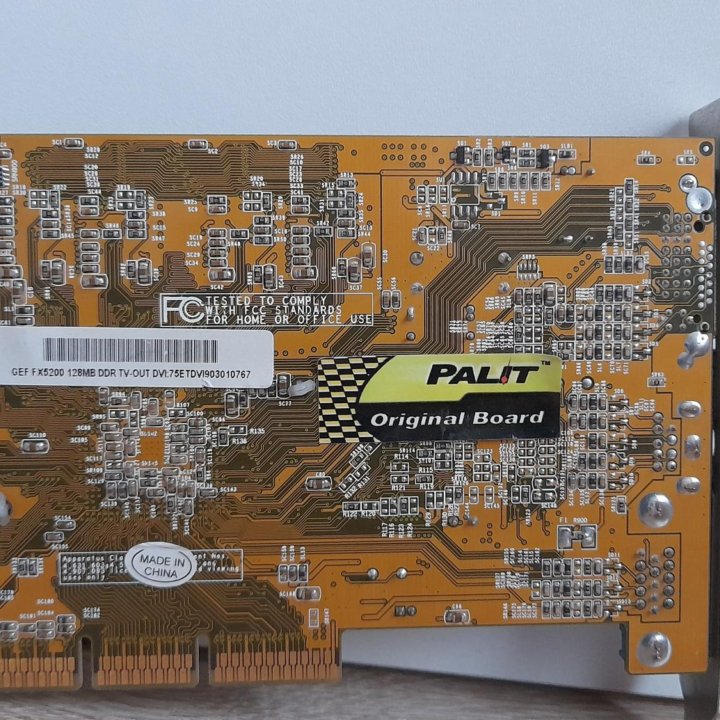 Видеокарта FX 5200