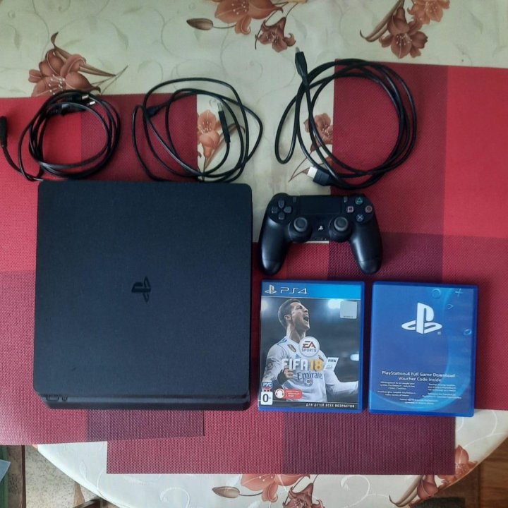 Продается Playstation 4 slim 500 gb