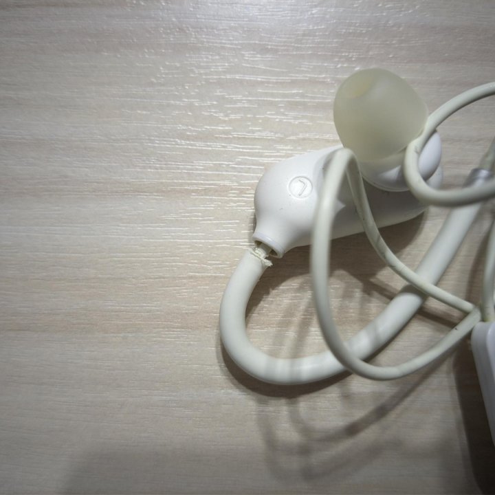 Наушники Xiaomi Mi Sport Bluetooth Headset