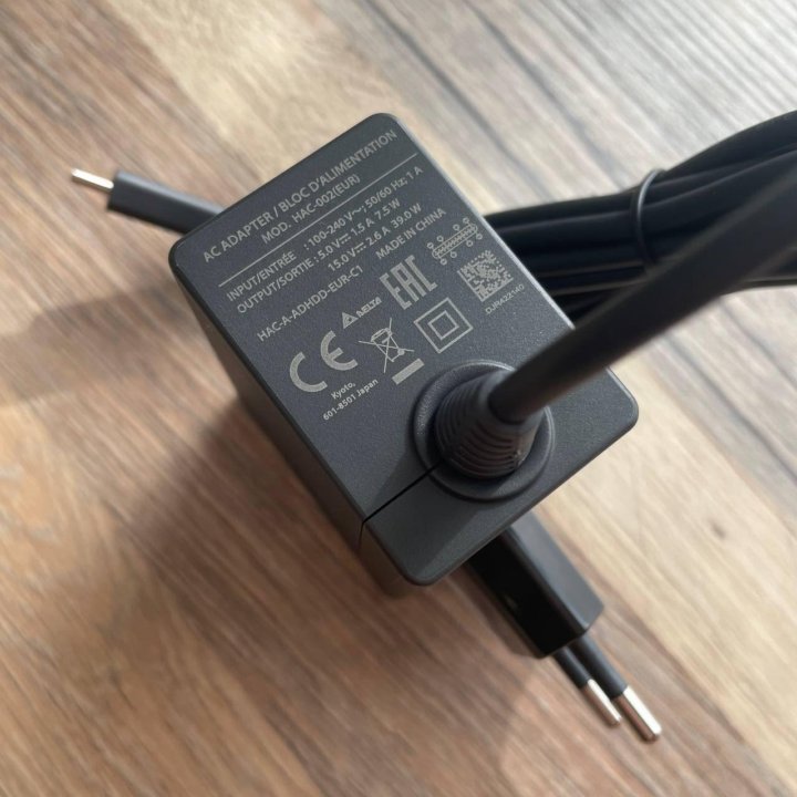 Адаптер питания Nintendo Switch