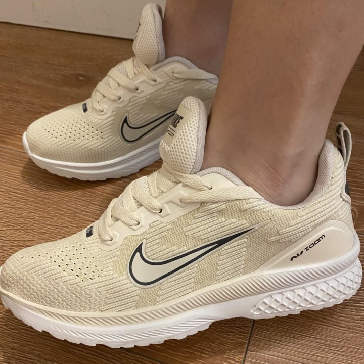 Кроссовки Nike zoom