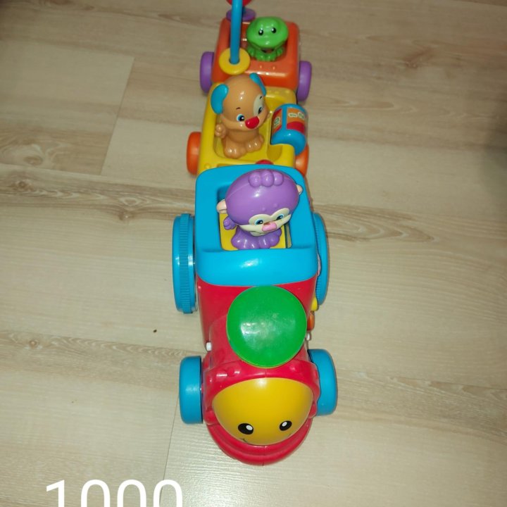 Паровозик Fisher price