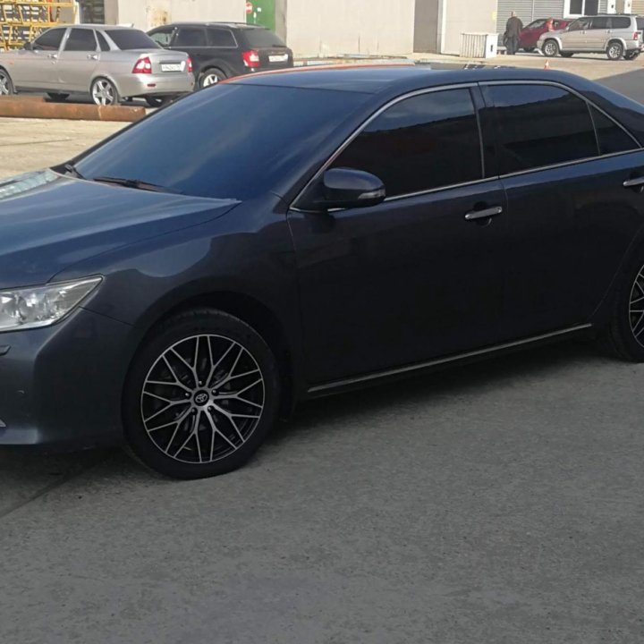 Toyota Camry, 2012