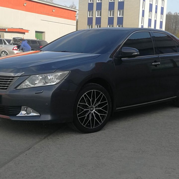 Toyota Camry, 2012