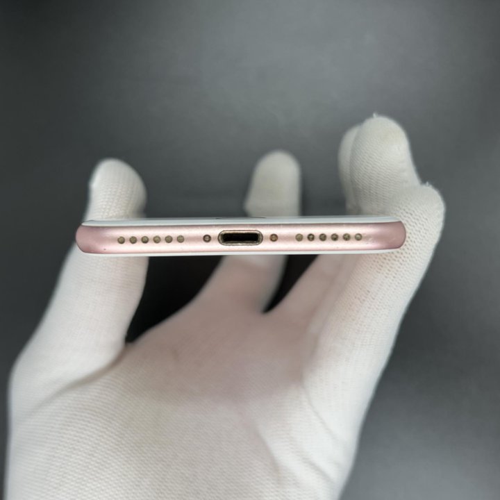 iPhone 7 128GB Розовый Ростест