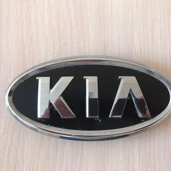 Значок KIA