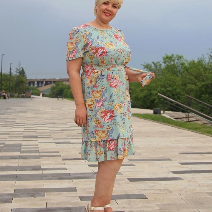 Платье 56разм.