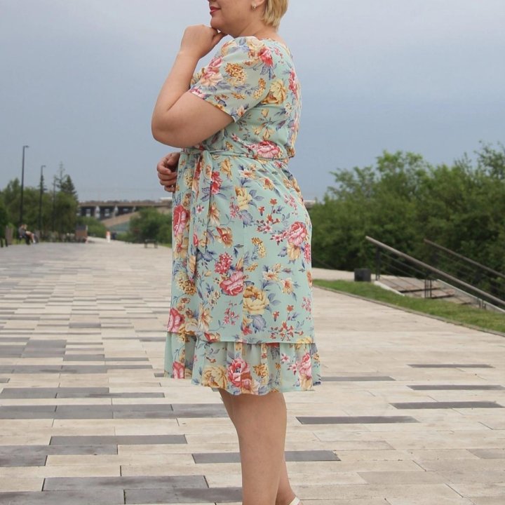 Платье 56разм.