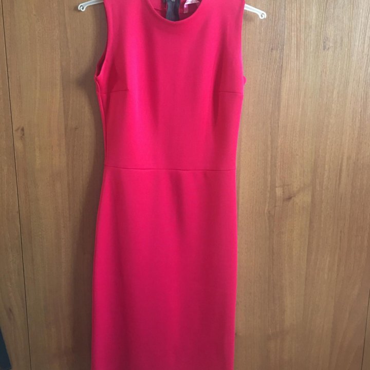 Женское платье