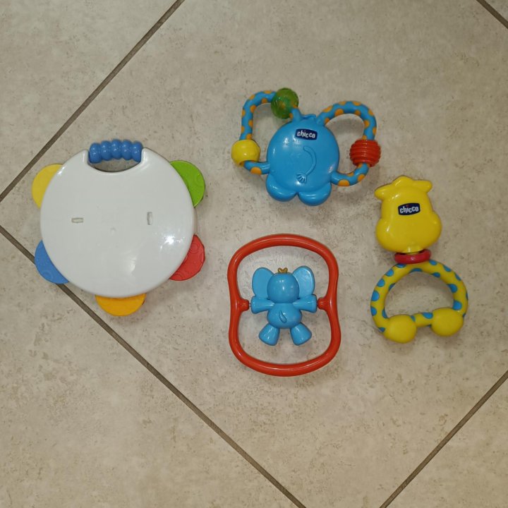 Погремушки Chicco, Fisher price, Tiny love