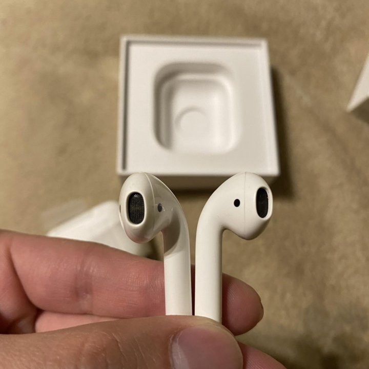 AirPods 2