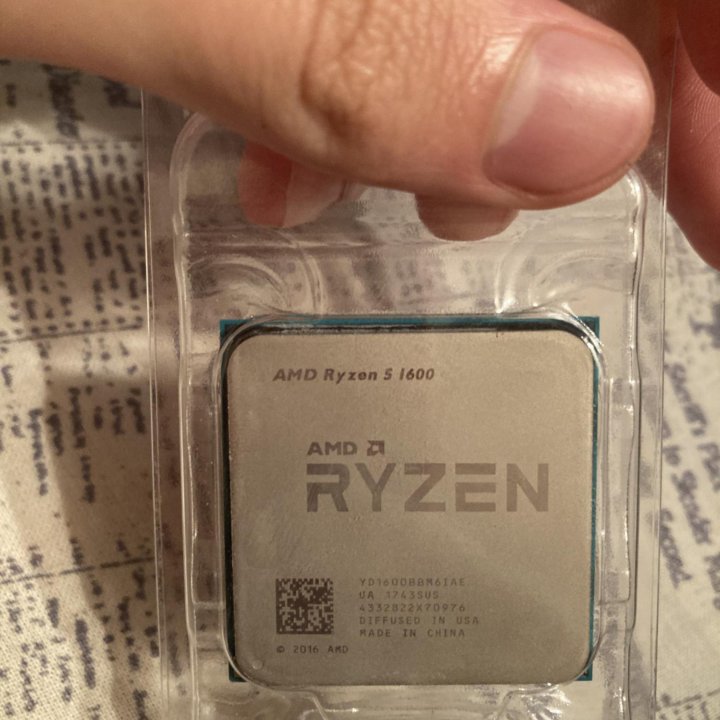 Ryzen 5 1600 AMD