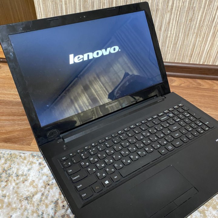 Ноутбук Lenovo i3