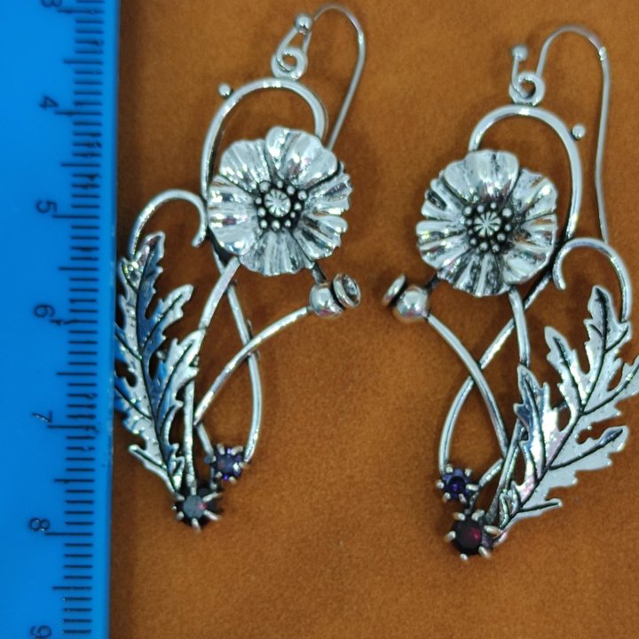 Серьги с цветами