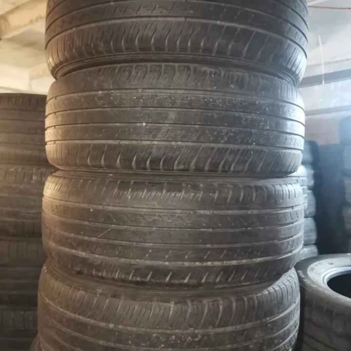 Комплект Dunlop 235 55 R18 b/5chjk