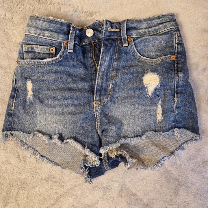 Джинсовые шорты 40-42
