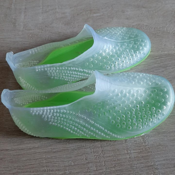 Обувь для моря детская