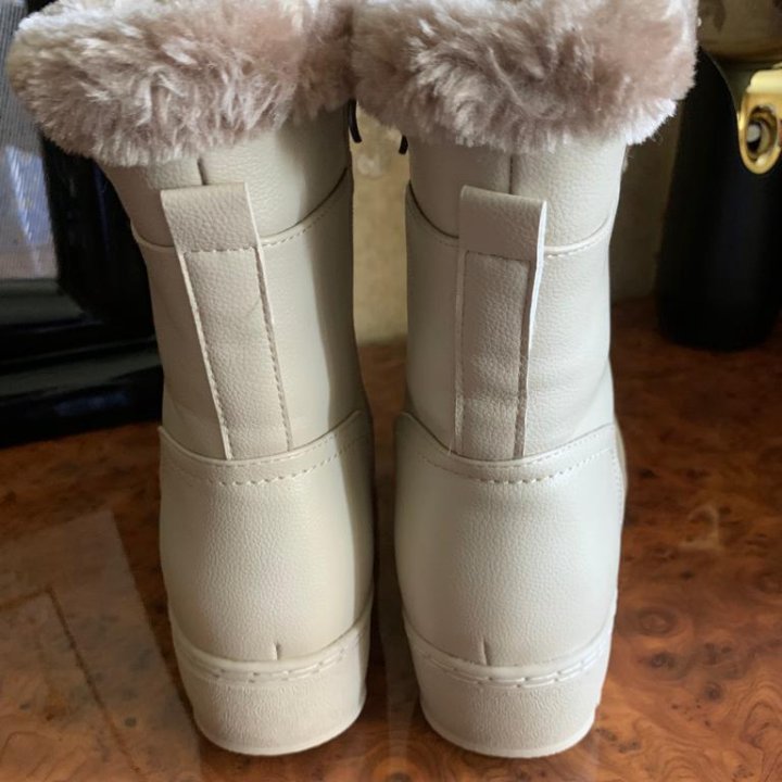 Ботинки Новые