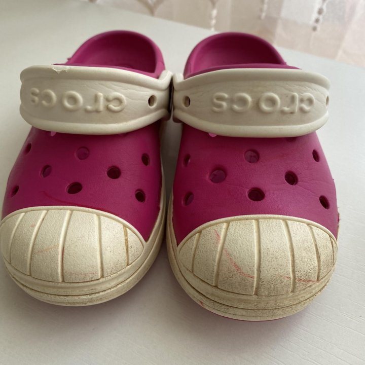 Crocs C8