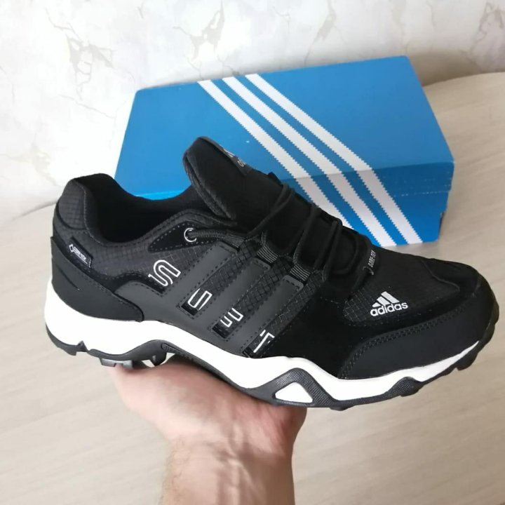 Кроссовки Adidas Terrex