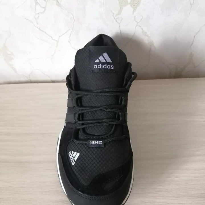 Кроссовки Adidas Terrex