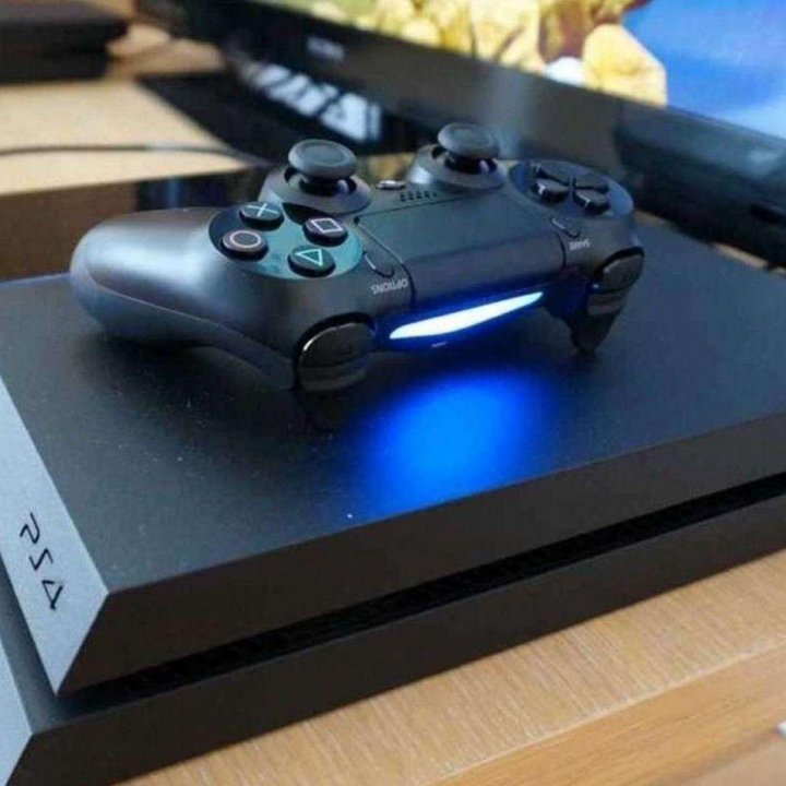 Sony PlayStation 4 (1tb)