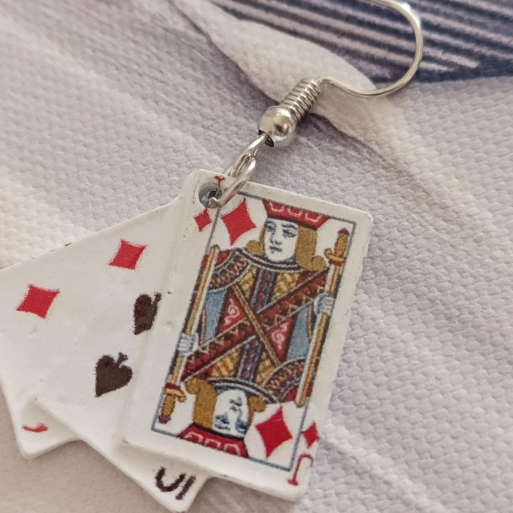 Серьги карты