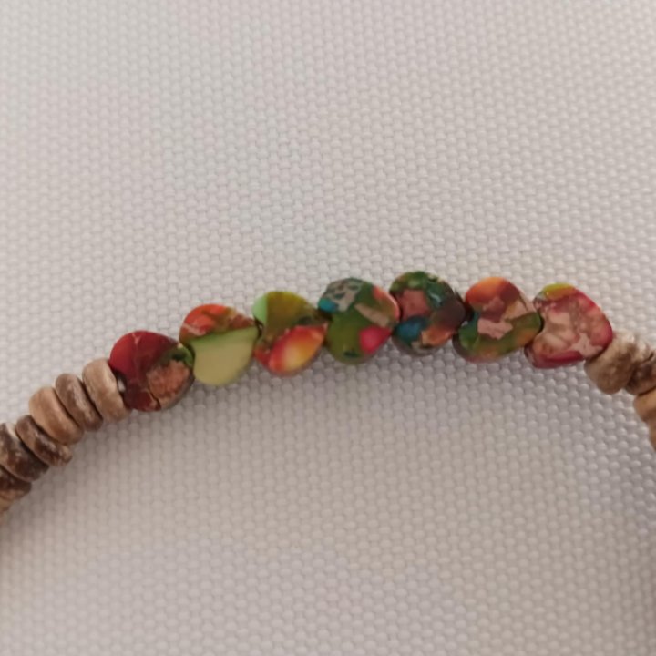 Браслет с сердечками