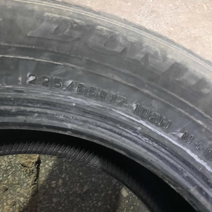 225/65R17 Dunlop Grandtrek ST30 (Лот №5042)