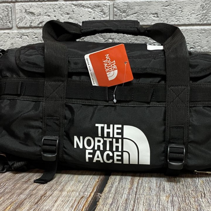 Сумка рюкзак спортивный The North Face в наличии