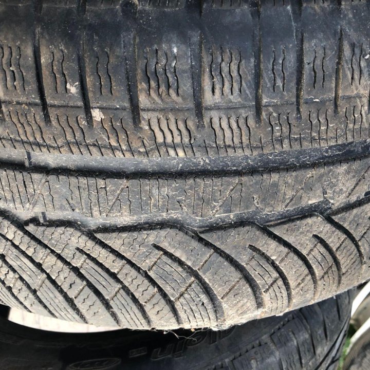 Шины 245 50 R18 Pirelli и Michlen