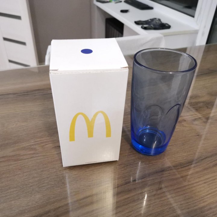 Стакан McDonald's