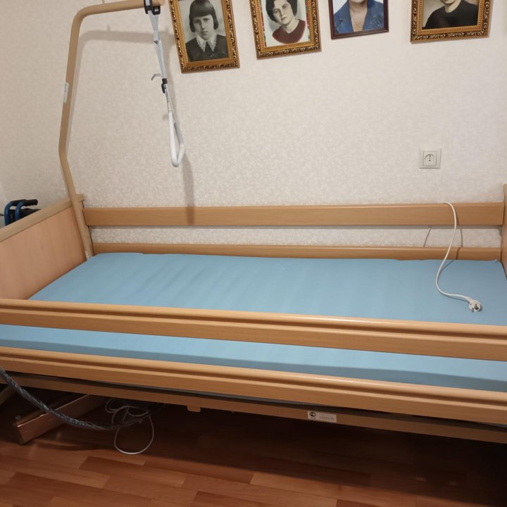 Медицинская электрическая кровать