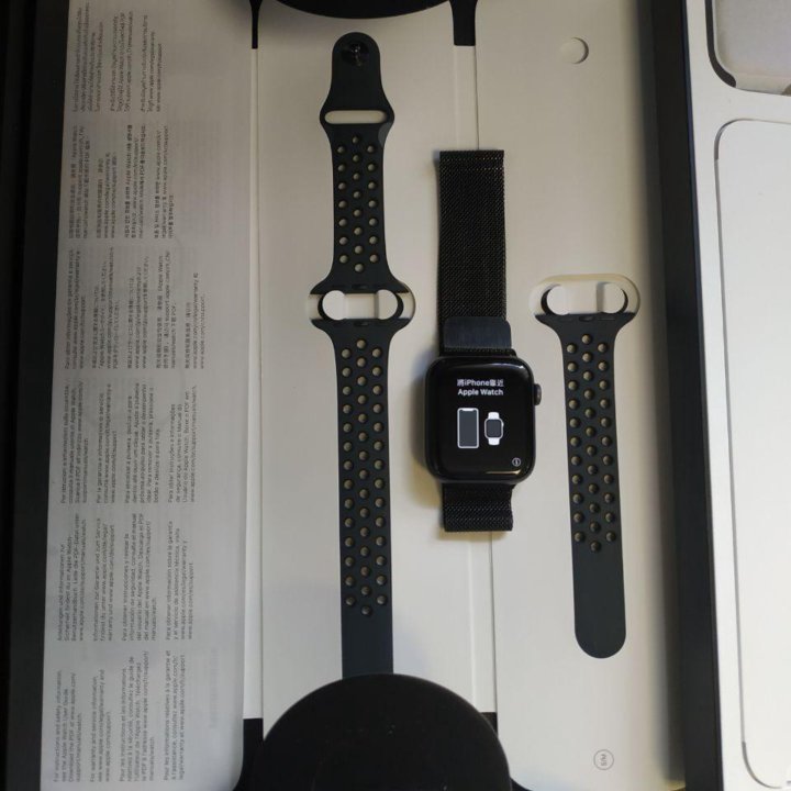 Часы Apple Watch Nike Series 6 GPS 44mm