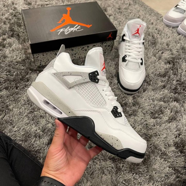 Кроссовки Nike Air Jordan Retro 4