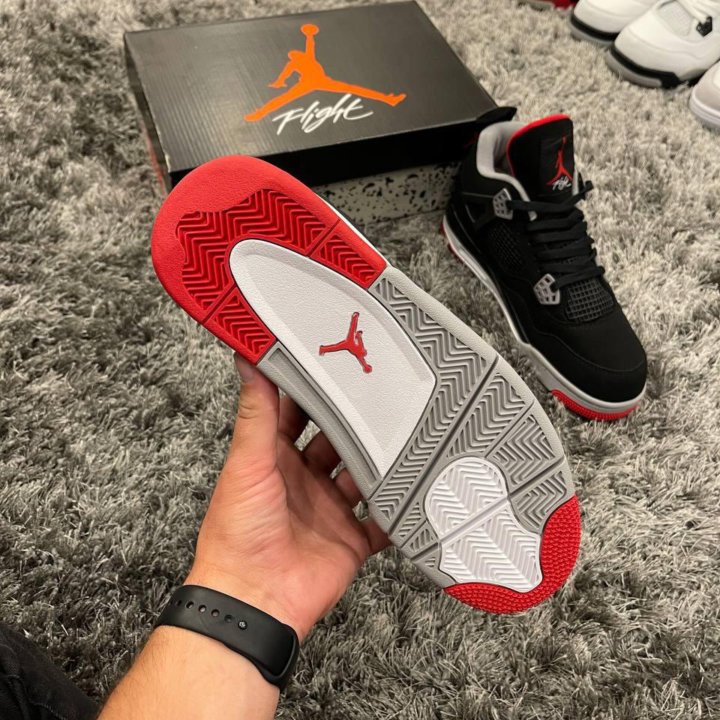 Кроссовки Jordan Retro 4