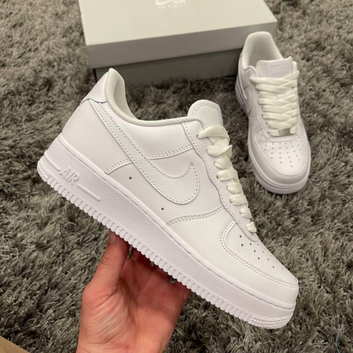 Кроссовки Nike Air Force 1