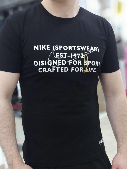 Футболка Nike