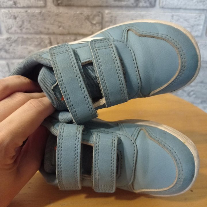 Кроссовки Adidas р.25