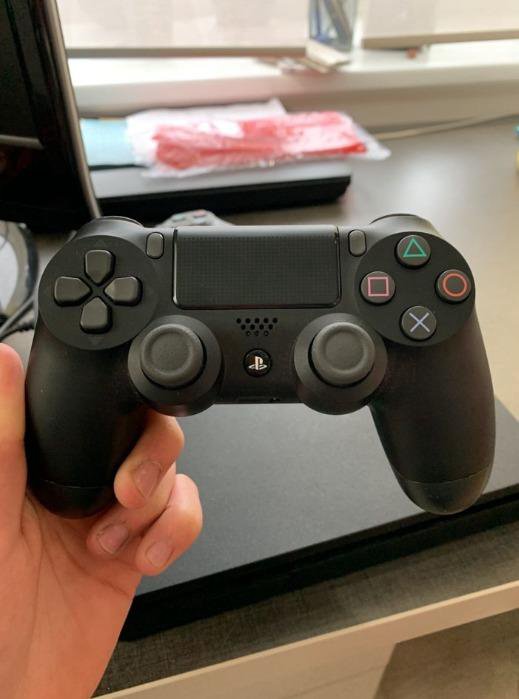 Sony PS4 Slim