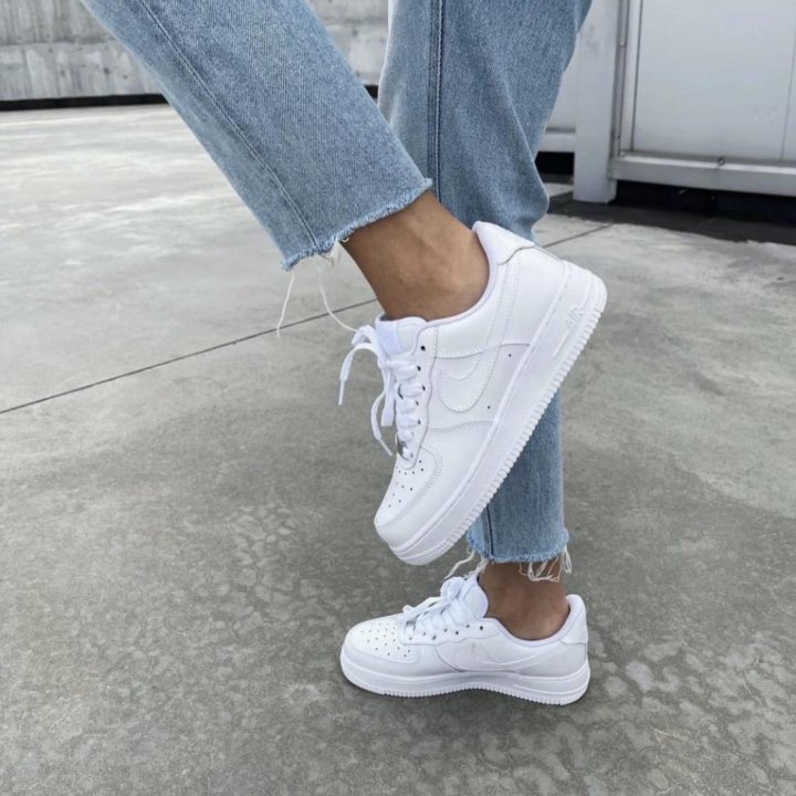 Кроссовки Nike Air Force 1